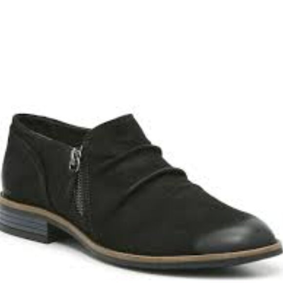 Clarks Shoes - Clarks Women's 8 Black Camzin Pace Nubuck Leather Round Toe Booties
